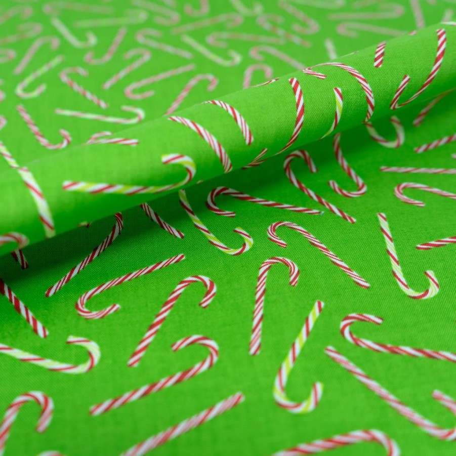 Fabric & Sewing Shop * | Cheapest Singer Christmas Holiday Santa'S Candycane Cotton Fabric