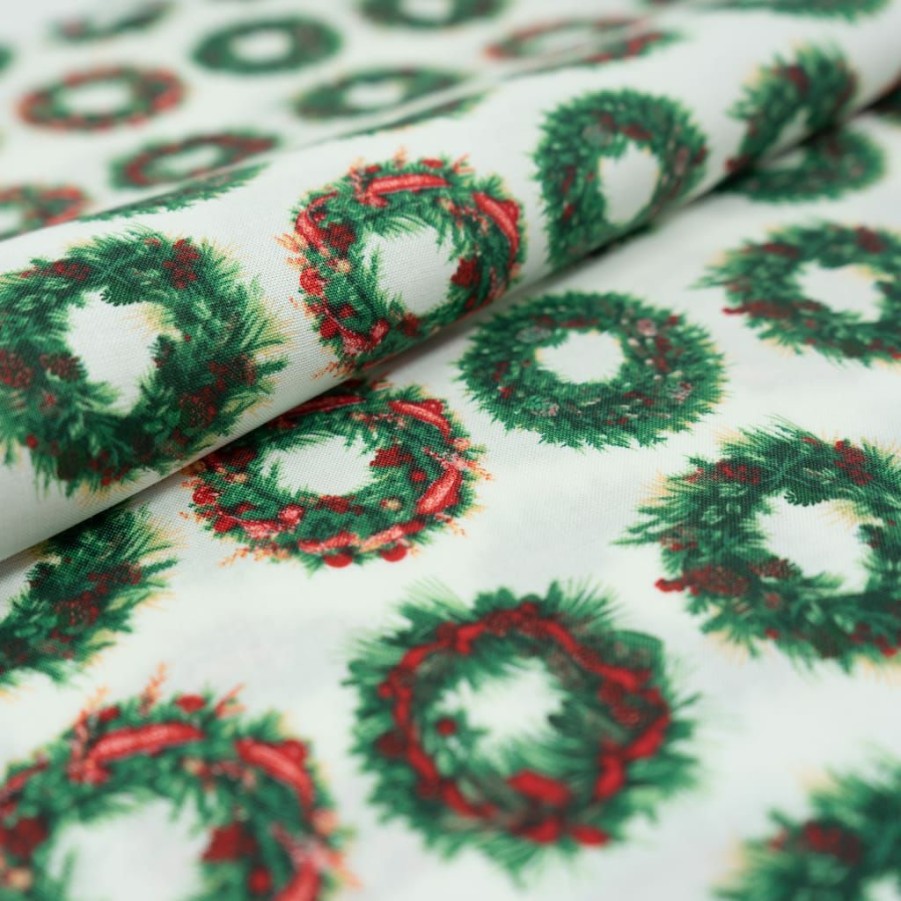 Fabric & Sewing Shop * | Outlet Singer Christmas Wreaths Cotton Fabric